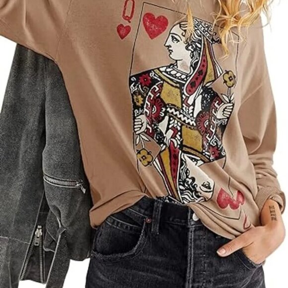 Queen of Hearts Playing Card Graphic Round Neck Sweatshirt - Picture 8 of 9